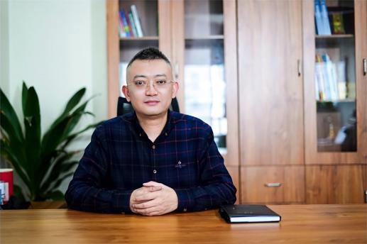 何季东